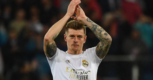 皇马面临引援调整,皇马和巴萨为什么降薪