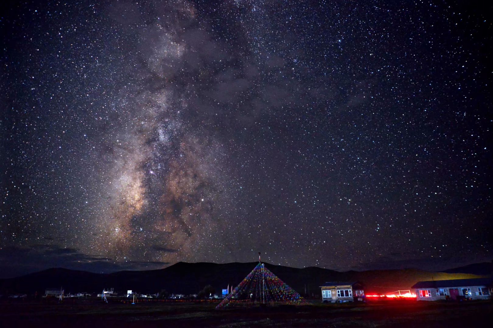 荣威350适合长途开吗,荣威350能开多长时间