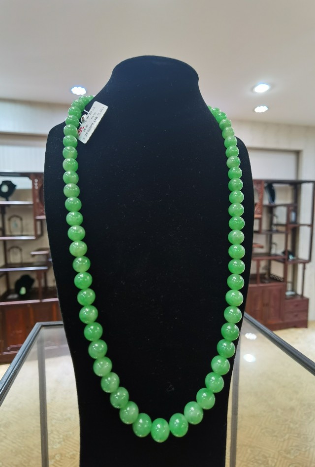 翡翠会变颜色吗,木纳种翡翠颜色