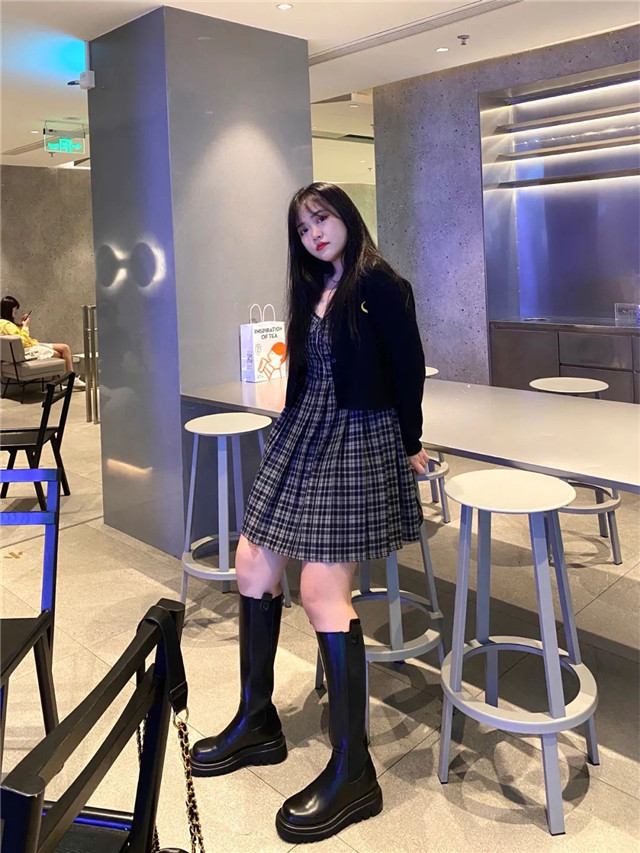 短靴中筒显腿长,短靴中筒靴