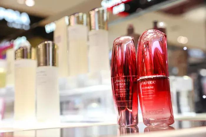 代购那么多，汉光凭什么一年卖出10.6亿元化妆品？省钱攻略全给你