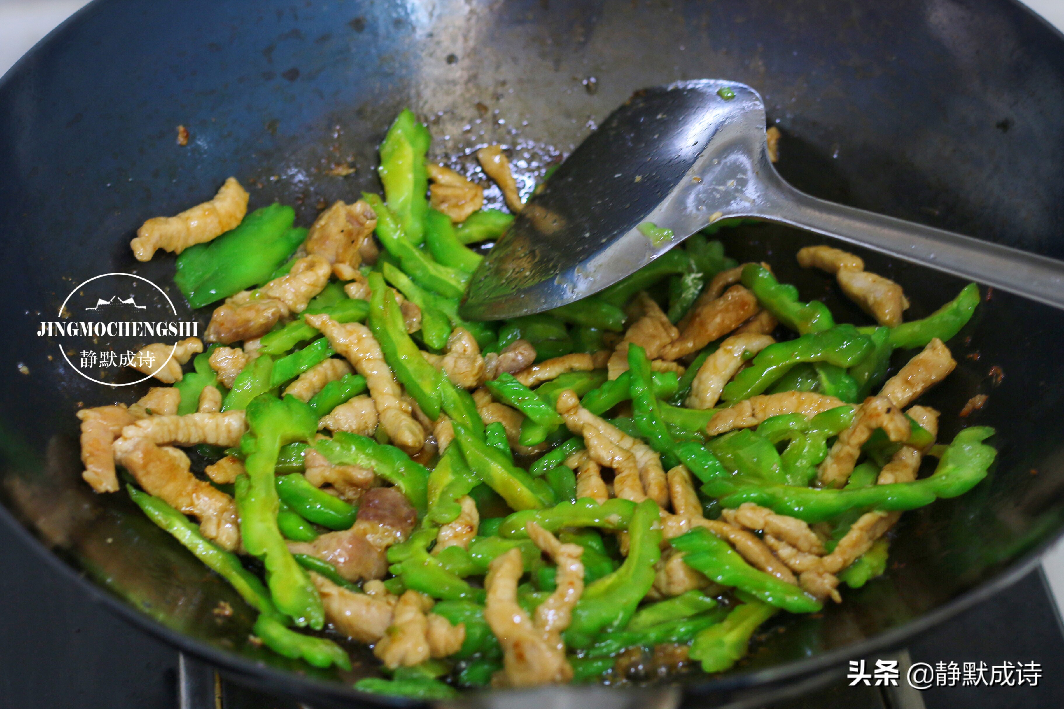 夏天吃什么瓜消暑气最快,夏天吃这5种瓜冰爽度炎夏