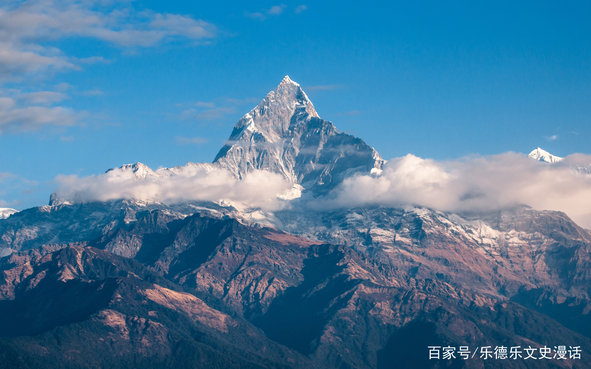 孔子千古圣人照片,孔子孔丘简历