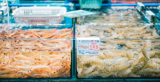 三亚本地人最爱去的海鲜广场,每天都是人山人海,好吃还不贵