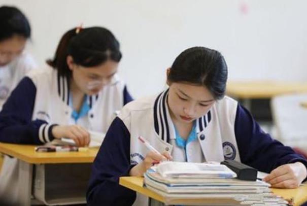 考试字迹潦草电脑不识别,考试时书写有点潦草对成绩影响