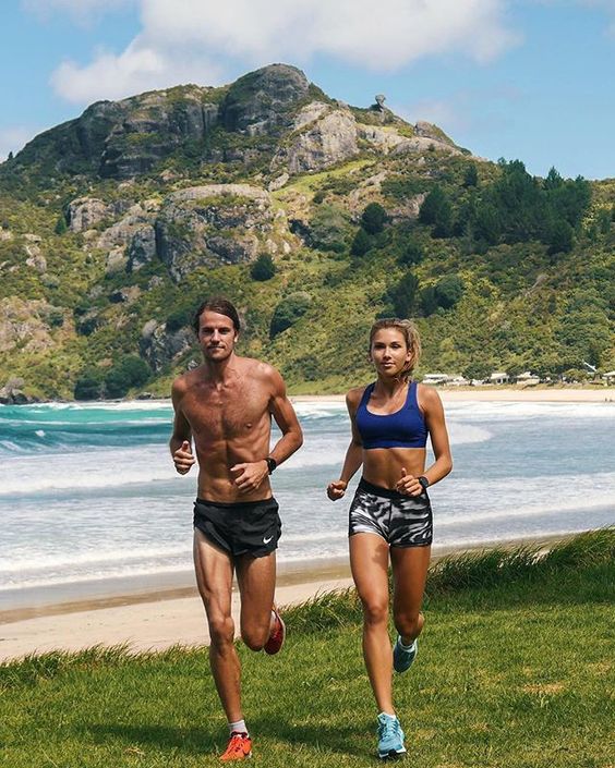 跑步动作错误会造成什么后果,跑步的常见错误及纠正方式