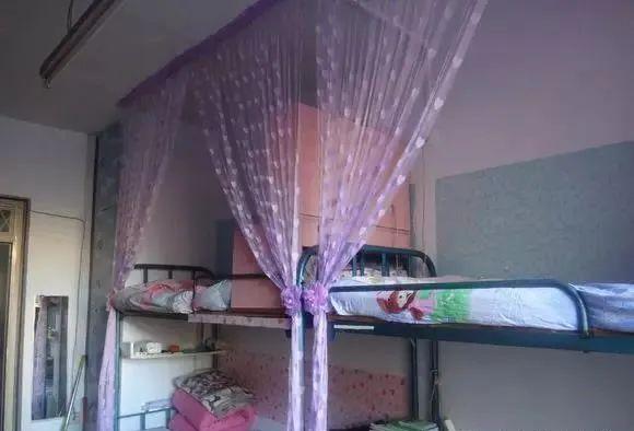 呼和浩特学院的宿舍,呼和浩特职业学院宿舍大吗