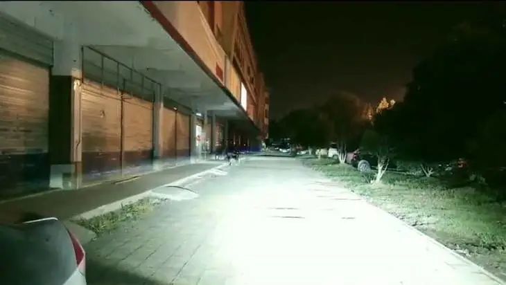 led大灯改装合法吗,led大灯改激光大灯线路受得了吗