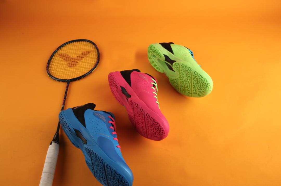 专业羽毛球鞋适合平时穿吗,一双羽毛球鞋可以干什么