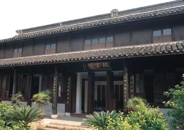 山如碧浪翻江去译文,山如碧浪翻江去下一句