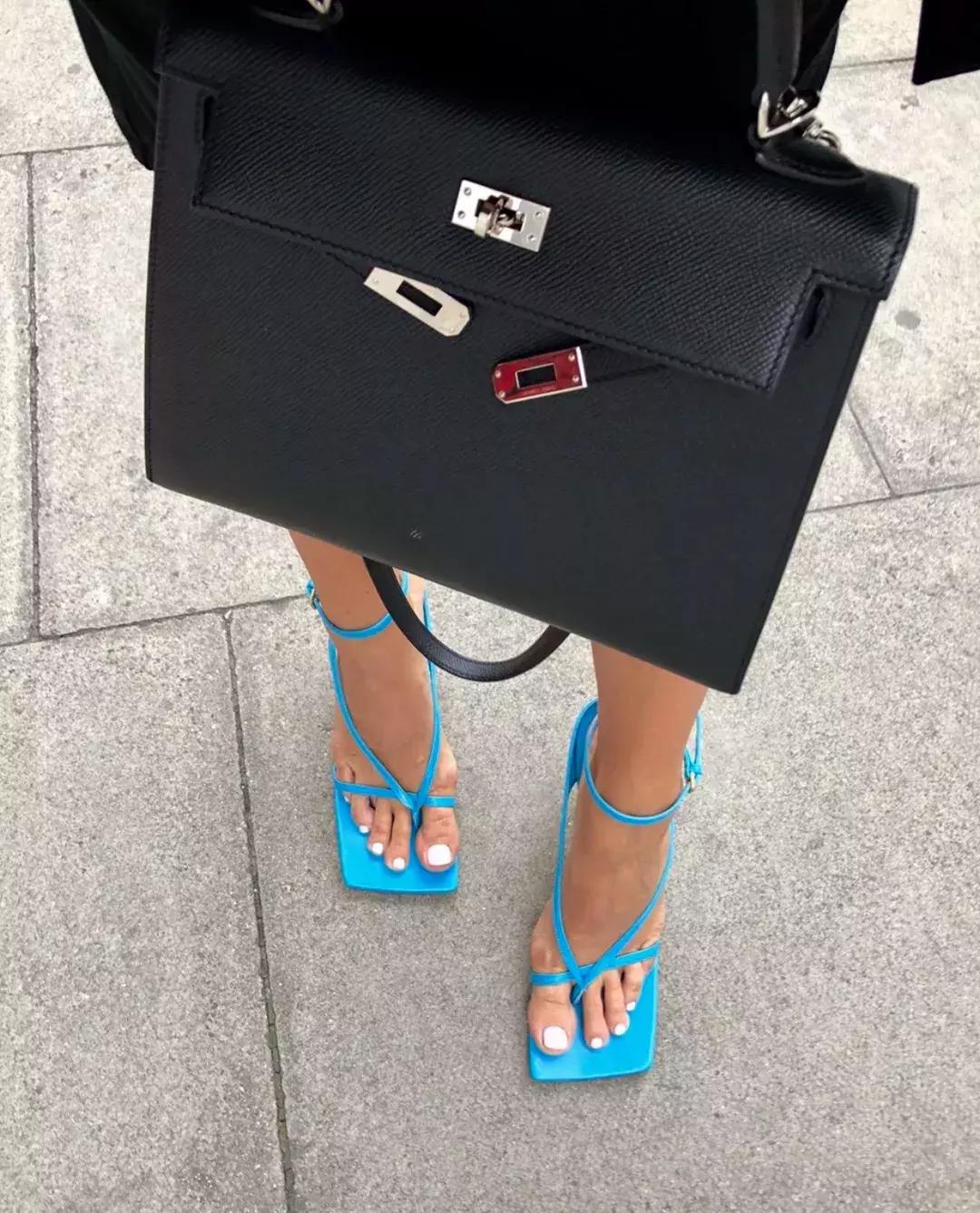 无论爆款还是小众，有这份凉鞋清单就够了