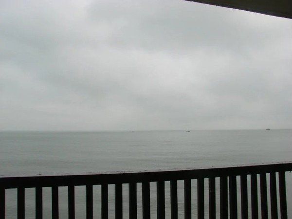 一个人在海边玩一天,一个人在海边怎么玩