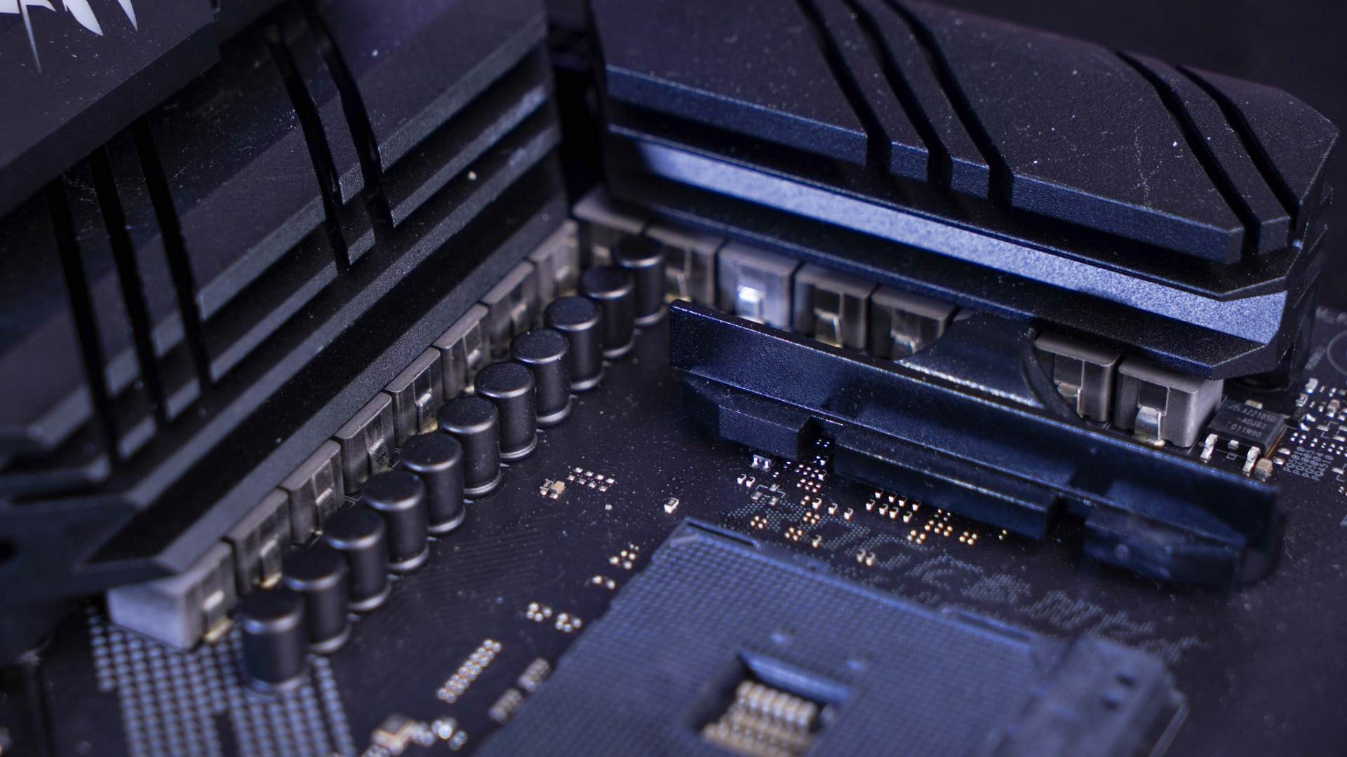 amd锐龙55600g和i511400哪个好,锐龙r75800h和i711800h哪个好