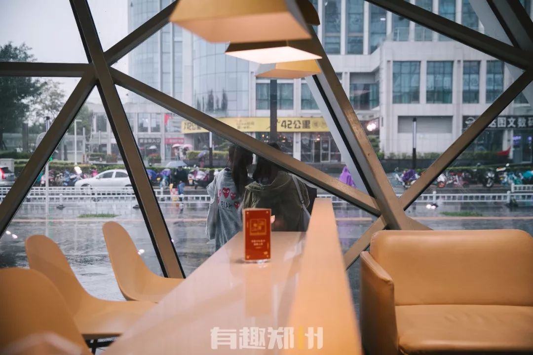 钟书阁郑州,最美书店钟书阁