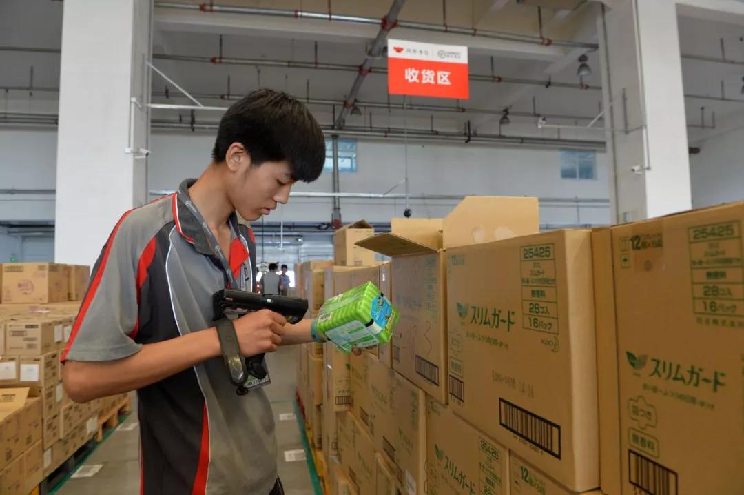 请中检“国家队”监督，一物一鉴！狂打正品的考拉海购，图什么呢