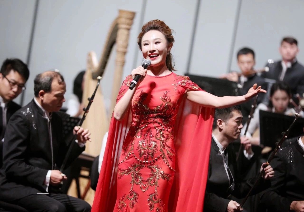 听一场新年的演唱会,听一场音乐会有什么感觉