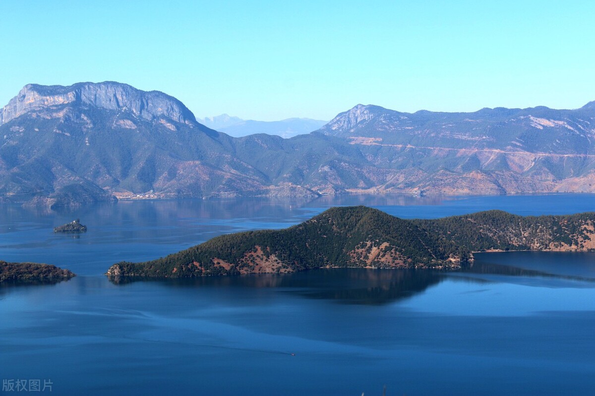 国内最经典12条自驾游线路,国内十大自驾游线路推荐