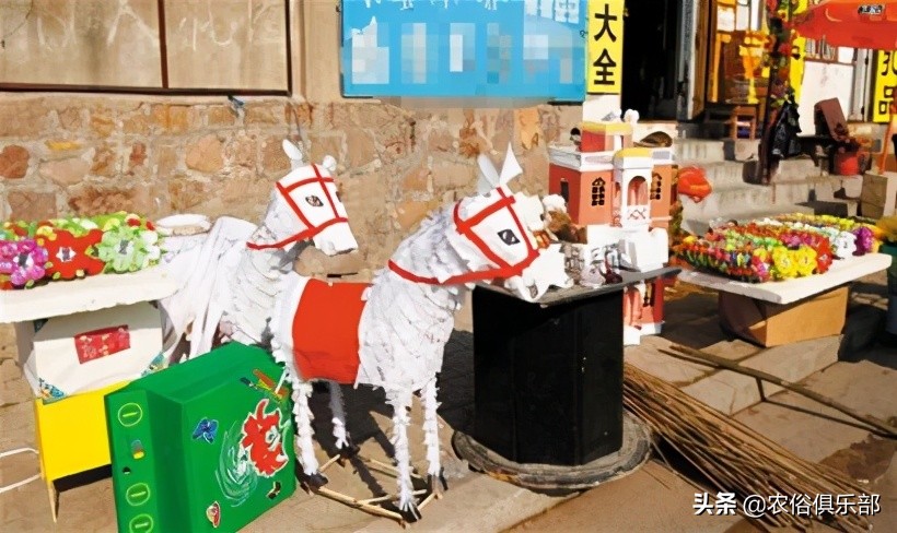 下葬三天圆坟有何讲究,北方下葬圆坟习俗