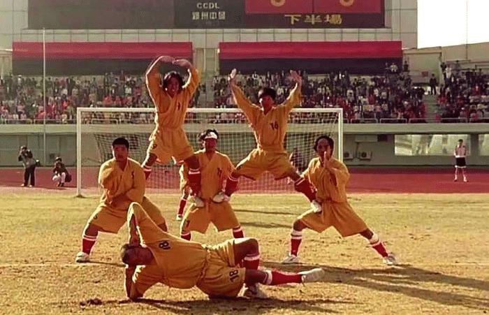 少林足球周星驰剧照,少林足球周星驰找守门员片段