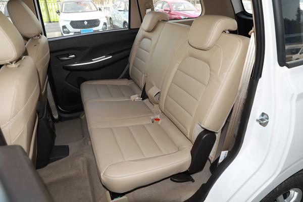 推荐五菱宏光1.5LS标准型,告别面包车