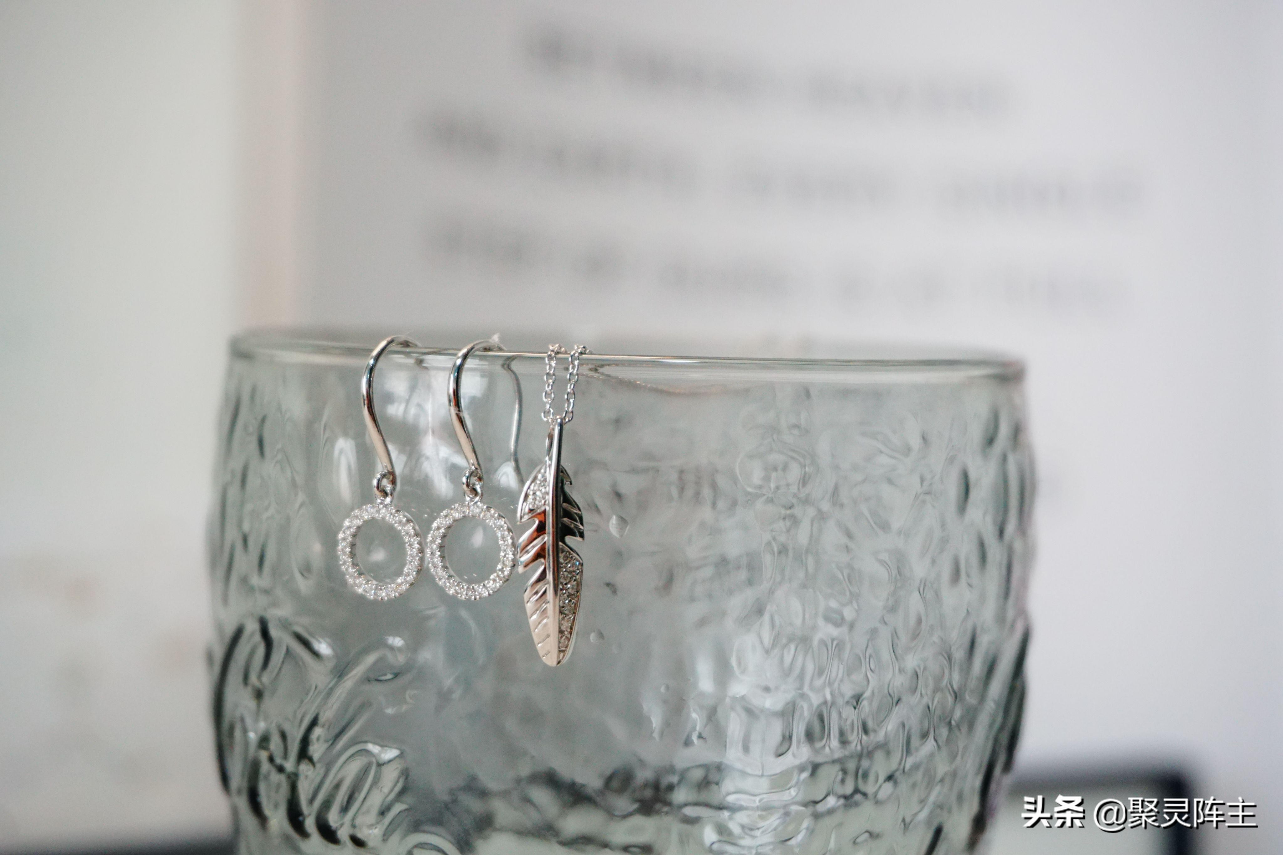 为至爱之人,我在BlueNile购买了这些绝美首饰