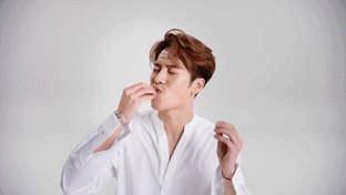 太骚了！百事出了一款豹纹可乐！！