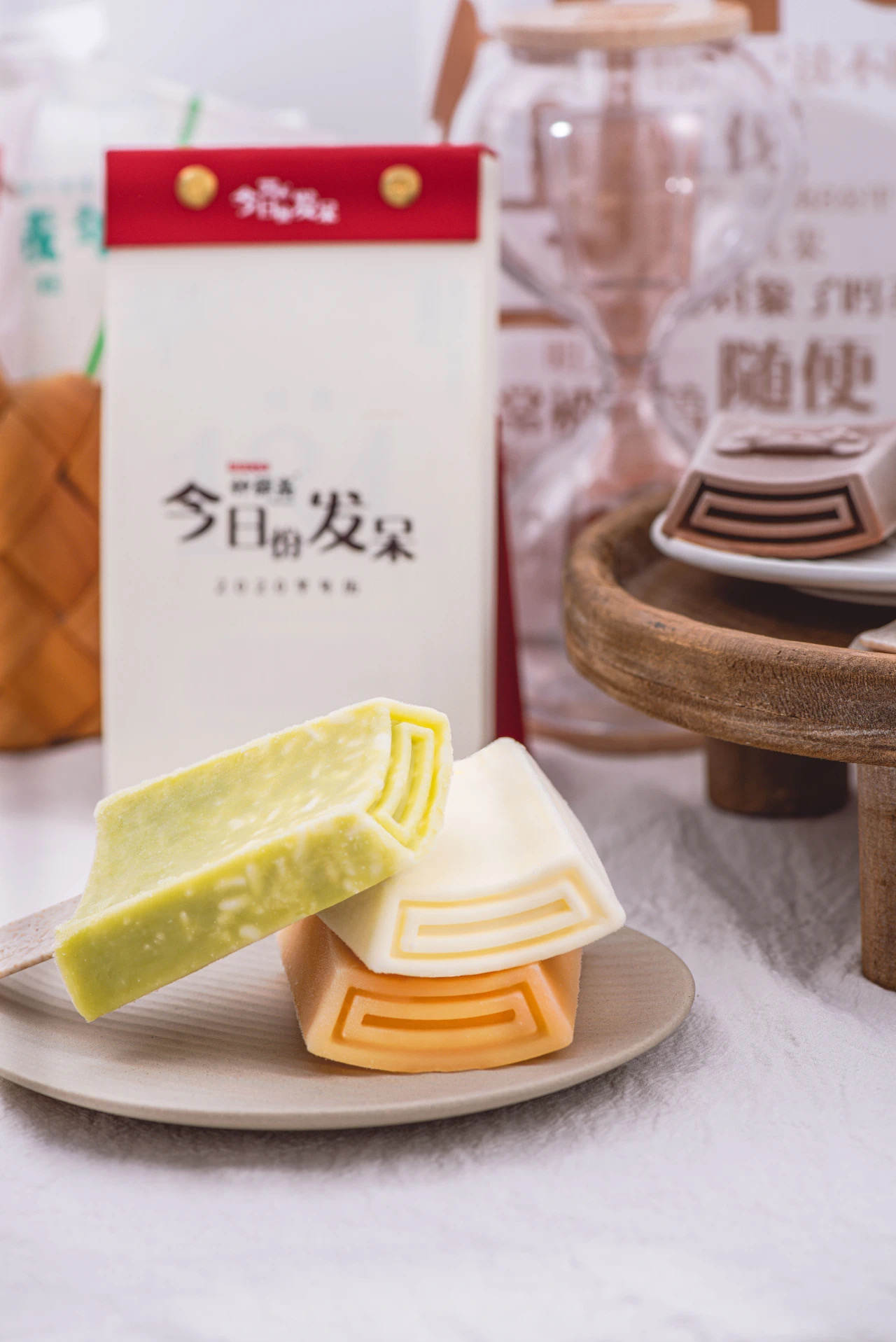 他把一支雪糕卖66元,一小时销售300万元,却被罚款,为啥?