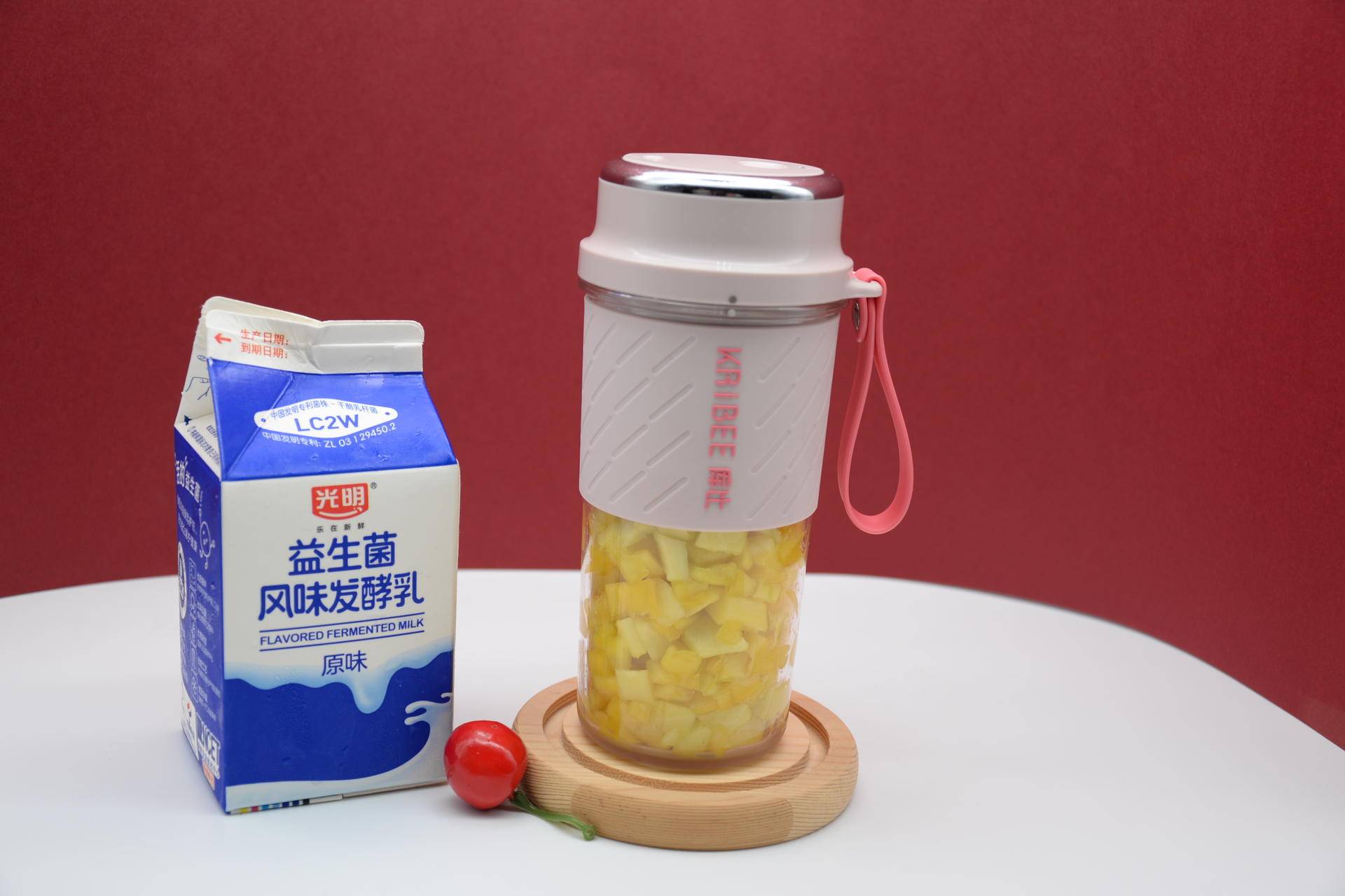 美美的夏日，美美的果汁，美美的你——库比便携果汁杯简评