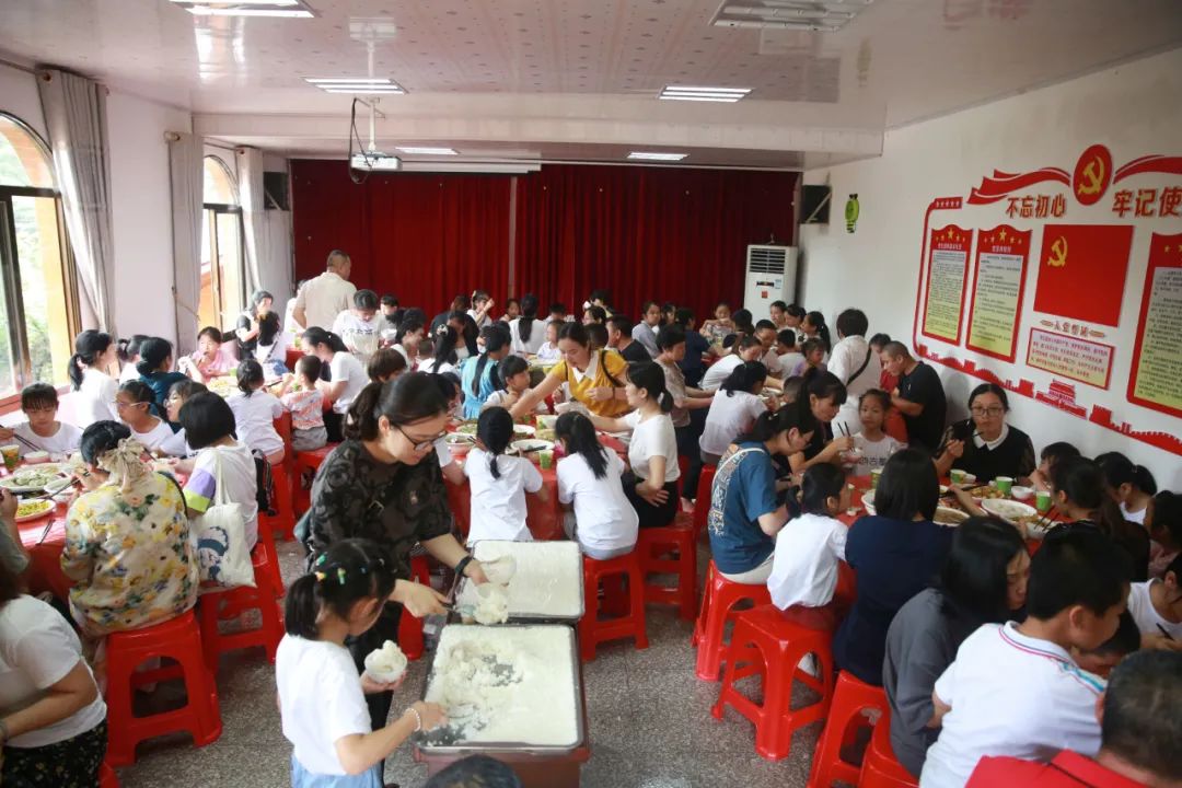 组图:武平县琴韵古筝行六一暨周年庆亲子活动圆满举行