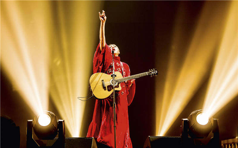 二手玫瑰主唱演的电影,二手玫瑰主唱演过什么