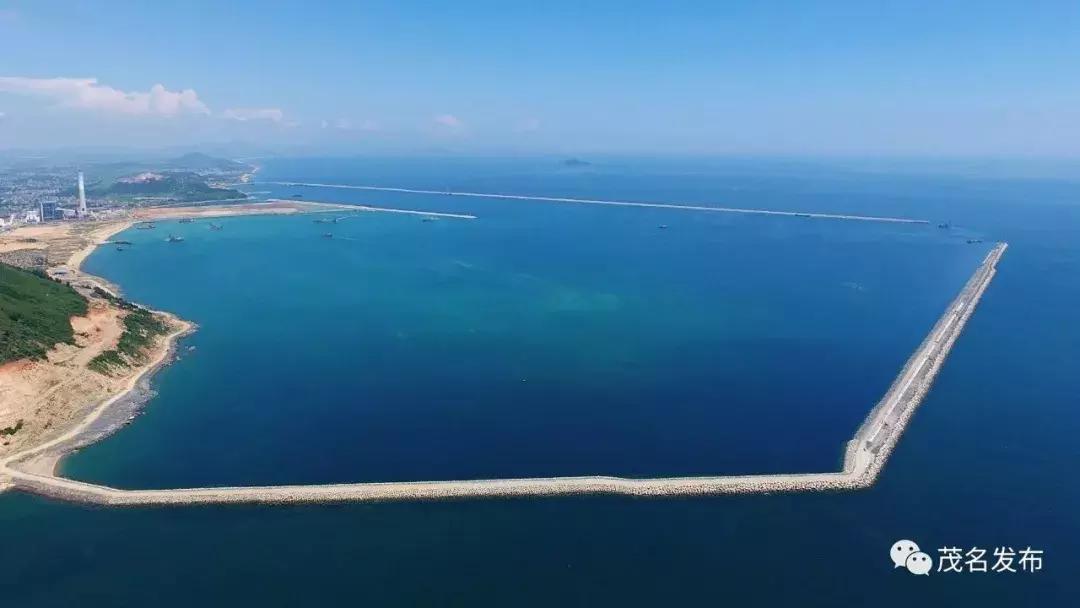 茂名博贺亿吨港口,百年梦圆100米
