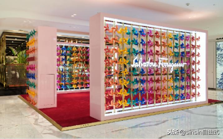 「时讯」绚丽风车开启彩虹假日菲拉格慕2019早春精选配饰系列