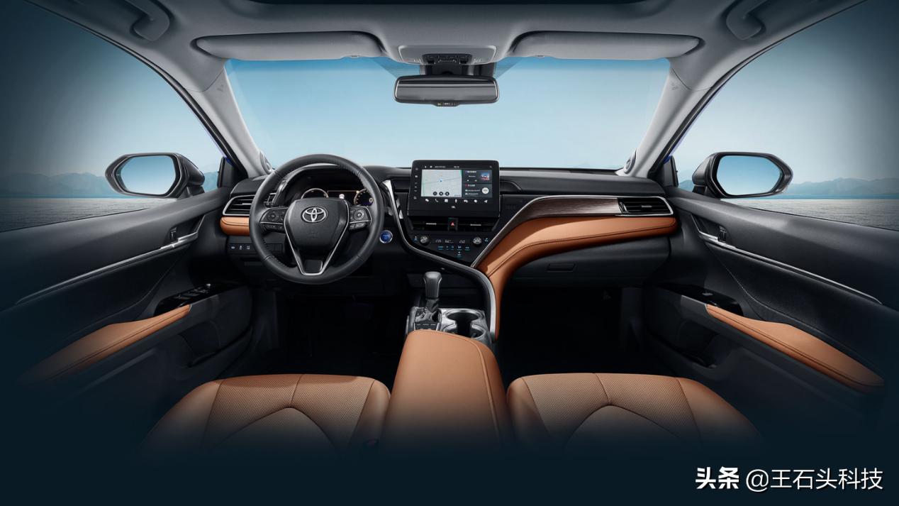 买凯美瑞还是买电车,买电动还是买燃油的汽车