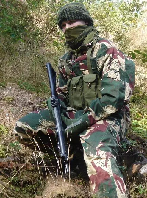 迷彩是军装吗,迷彩是军人的什么