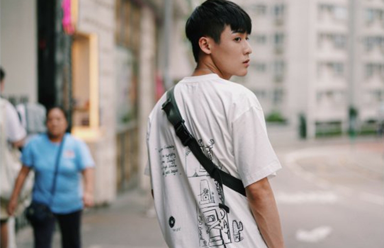 趣味涂鸦t恤,ins风格夏季t恤趣味涂鸦