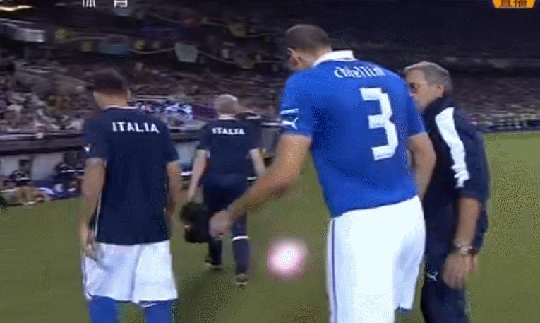 欧洲杯决赛回顾：意大利把温布利染成蓝色，足球回到罗马