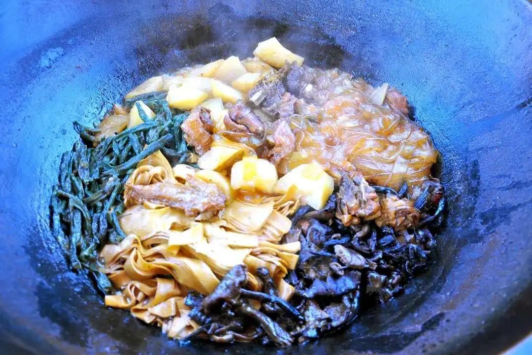 吉林秋日美食推荐,贴秋膘的季节一顿不吃饿得慌