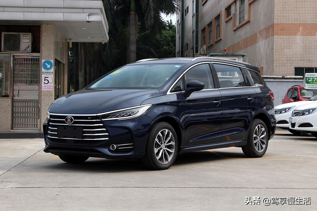 10万左右家用mpv车推荐二手,家用七座油电混合mpv汽车推荐