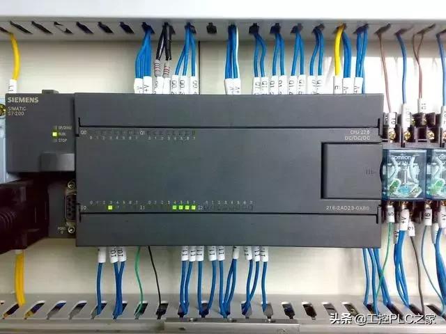 plc输入端与输出端接线为何不一样,plc输入端和输出端的接线方法