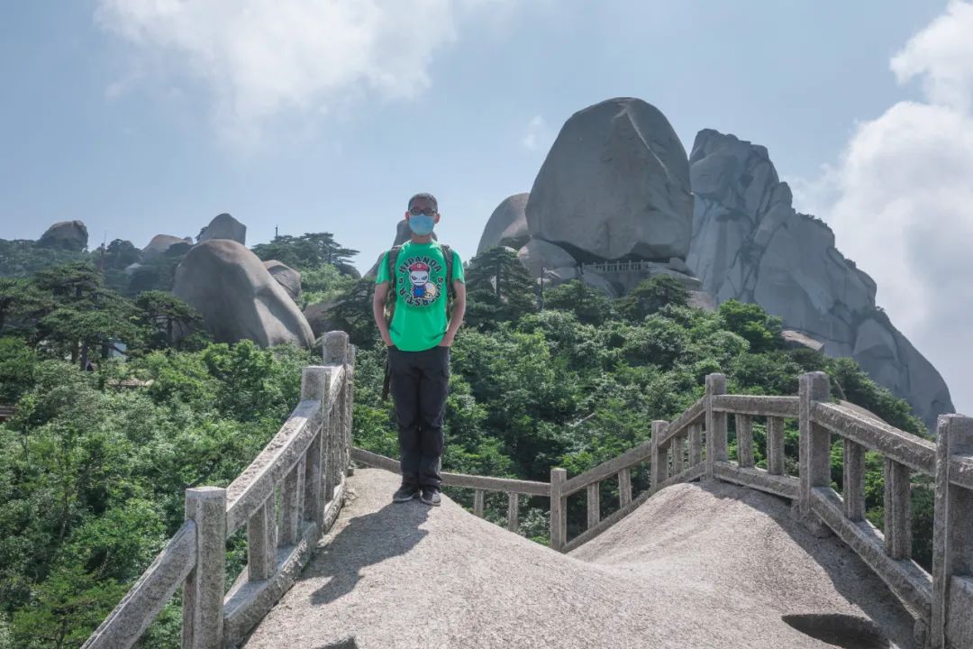 五岳中的南岳位于哪个省,九华山和天柱山哪座更值得游一游