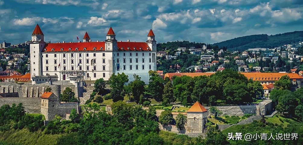 不同的季节来同一个地方,不同的季节去新疆