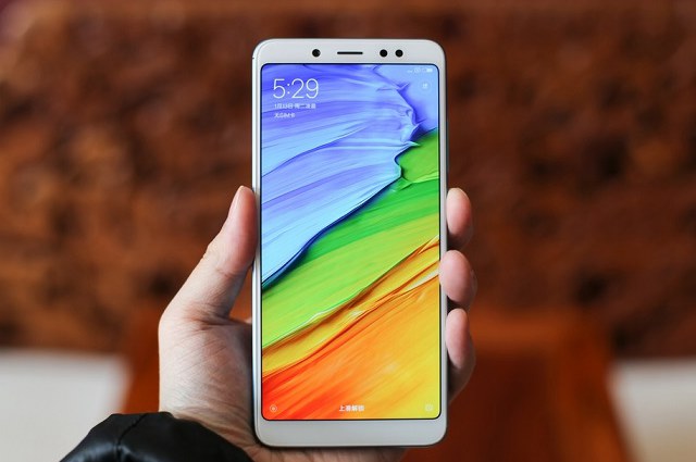 1000元左右的手机推荐最新款,1000元左右性价比高的手机大推荐