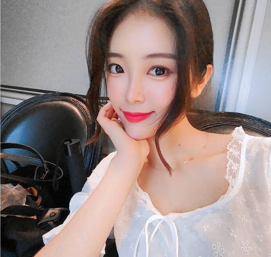 八字刘海和法式刘海适合什么脸型,减龄刘海你的脸型适合哪种刘海