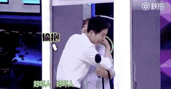 电影你好李焕英陈赫贾玲躲雨片段,看完你好李焕英可以见到贾玲吗