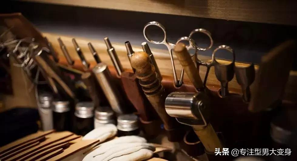 皮鞋如何保养不伤皮质,皮鞋保养用什么比较好