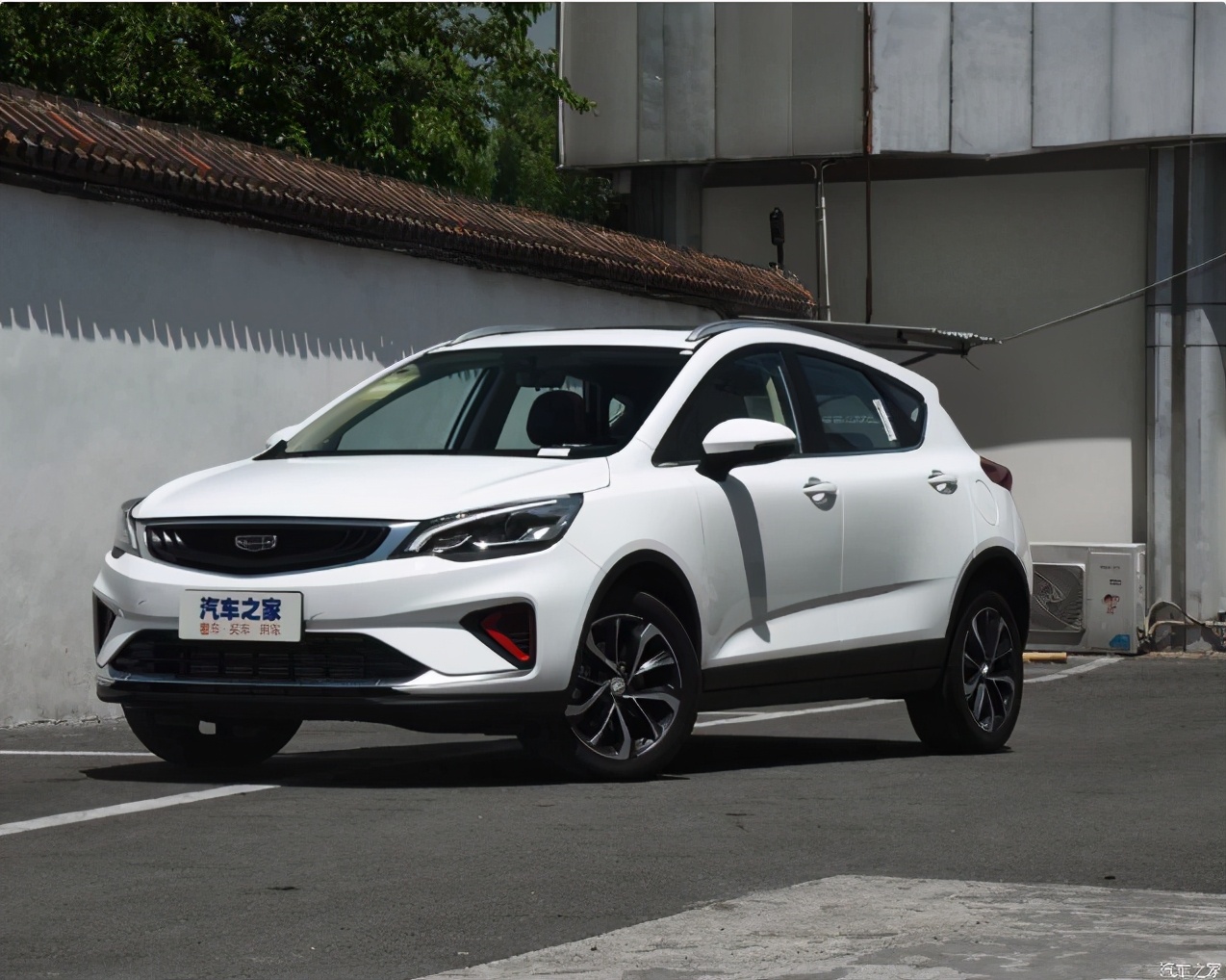 8万公里的吉利帝豪gs值得买吗,颜值党的明智之选帝豪gs