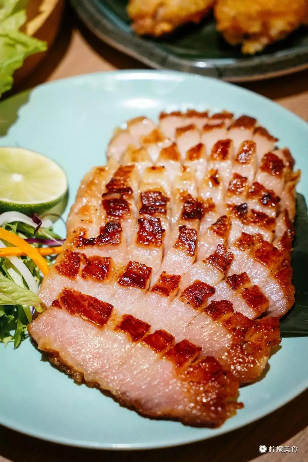 越南牛肉粉多少钱一碗,胡志明最好吃的越南粉