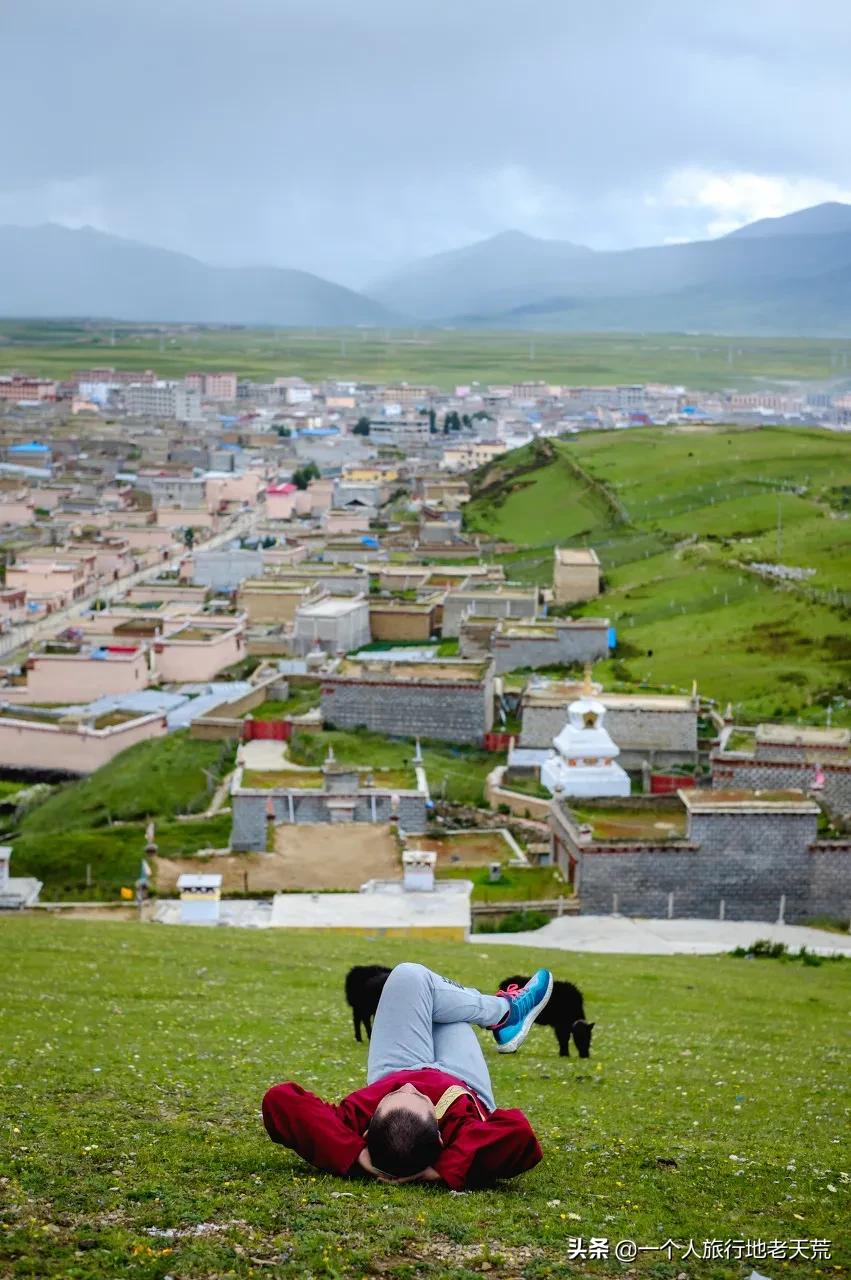 忽然想去自驾游了,想去川西看星空