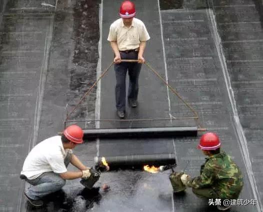 坡屋面防水卷材正确施工方法,旧屋面防水翻新施工方案范本