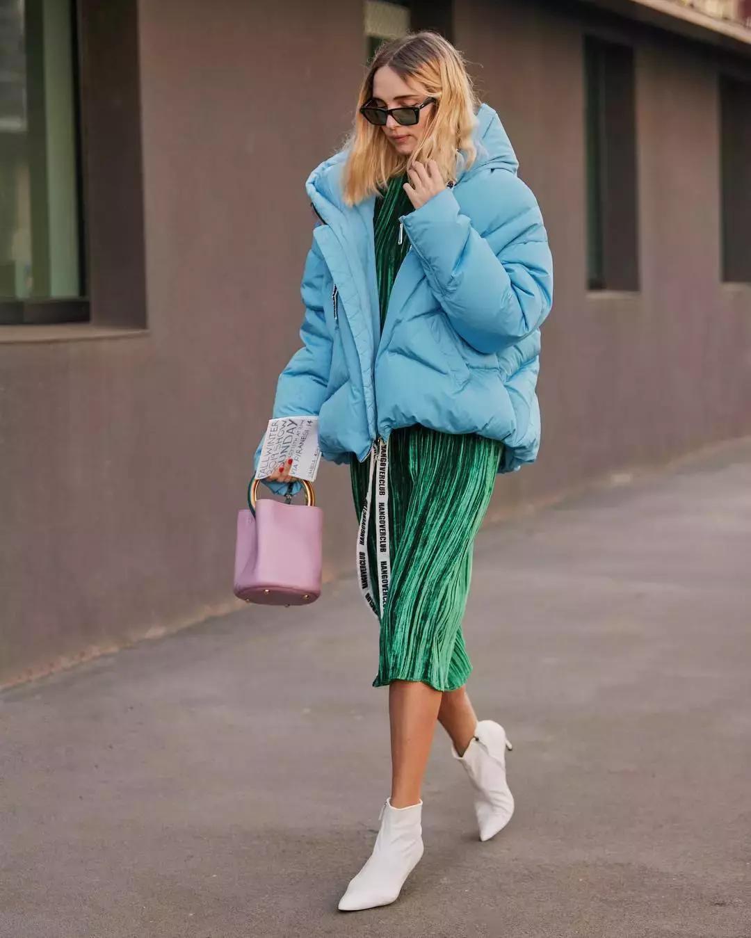 方领连衣裙冬天怎么穿,冬天也能穿的裙子